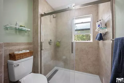 Bath - 8695 Pine Dr, Beulah, CO 81023 photo 3 of 6