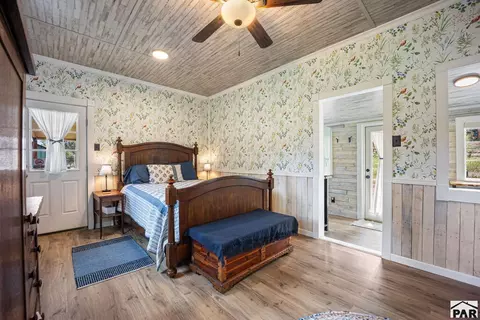 Bedroom - 8695 Pine Dr, Beulah, CO 81023 photo 14 of 15