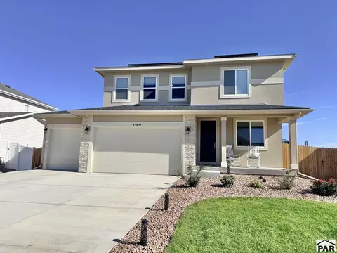 2509 Bella Terra Dr, Pueblo, CO 81001