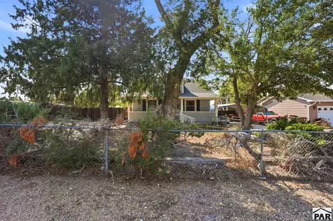 Exterior - 1722 Carson Ave, La Junta, CO 81050 photo 4 of 22