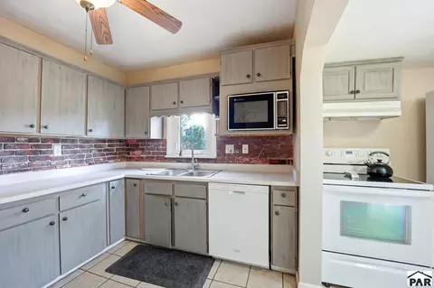Kitchen - 1722 Carson Ave, La Junta, CO 81050 photo 3 of 5
