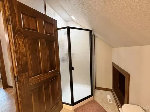Bath - 741 Junkins Loop, Westcliffe, CO 81252 photo 13 of 14
