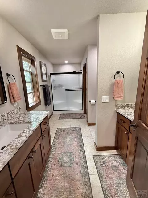 Bath - 741 Junkins Loop, Westcliffe, CO 81252 photo 9 of 14