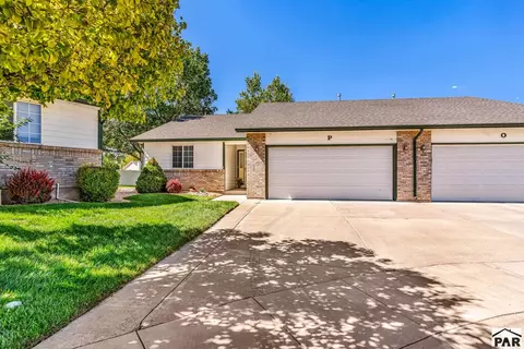 1800 Kingsroyal Blvd #P, Pueblo, CO 81005