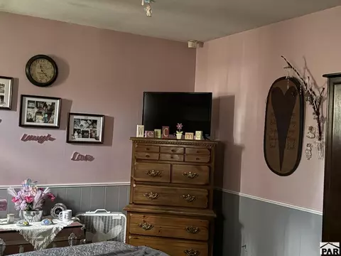 Bedroom - 1213 E 4th St, La Junta, CO 81050 photo 2 of 4