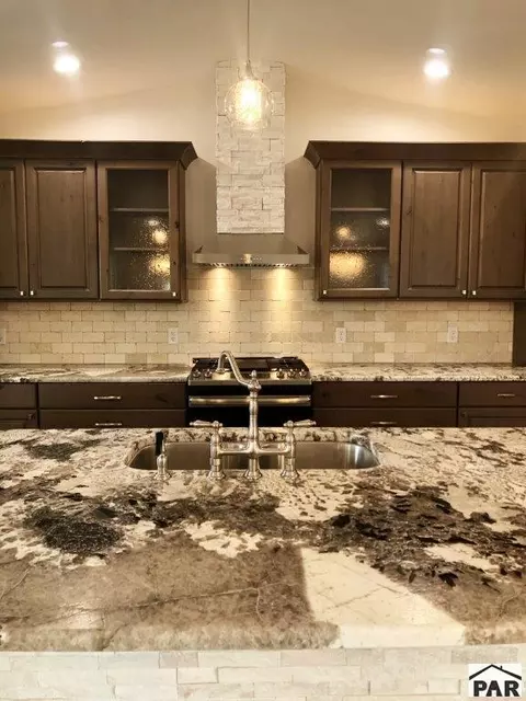 Kitchen - 1609 S 13th St, Lamar, CO 81052 photo 6 of 12