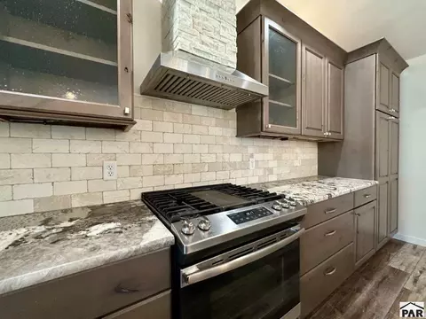 Kitchen - 1609 S 13th St, Lamar, CO 81052 photo 12 of 12