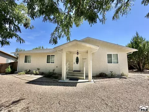 Exterior - 1609 S 13th St, Lamar, CO 81052 photo 3 of 11