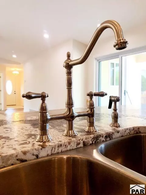 Kitchen - 1609 S 13th St, Lamar, CO 81052 photo 7 of 12