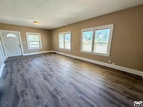 Living - 910 S 7th St, Lamar, CO 81052 photo 1 of 3