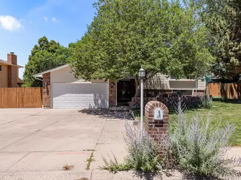1121 Candytuft Blvd, Pueblo, CO 81001