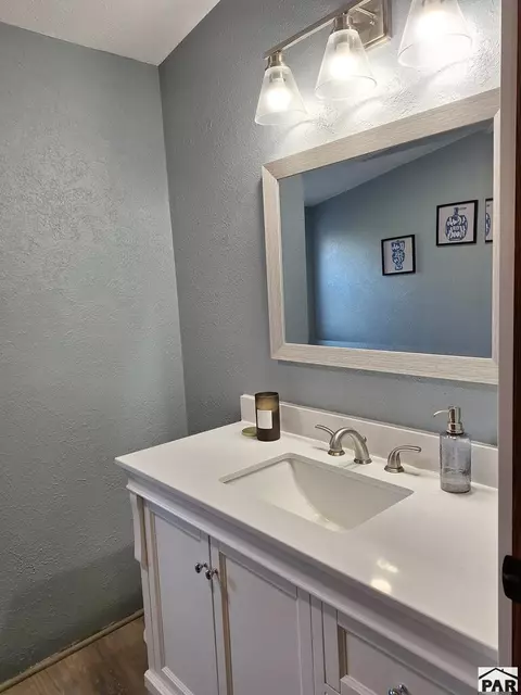 Bath - 489 E 4th Ave, Springfield, CO 81073 photo 2 of 4