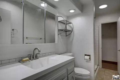 Bath - 10689 Charles Ln, Rye, CO 81069 photo 3 of 3