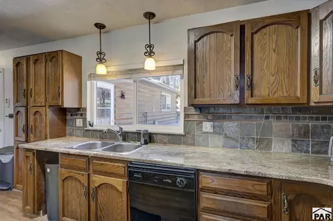 Kitchen - 10689 Charles Ln, Rye, CO 81069 photo 3 of 5
