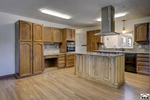 Kitchen - 10689 Charles Ln, Rye, CO 81069 photo 4 of 5