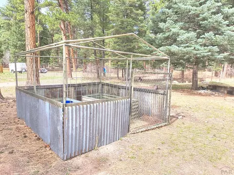 Exterior - 8285 Park Rd, Rye, CO 81069 photo 14 of 17