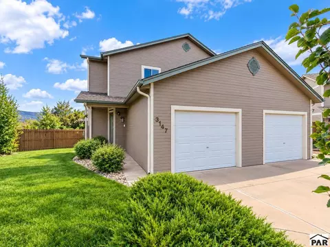 3147 Hearthridge Cir, Colorado Springs, CO 80918