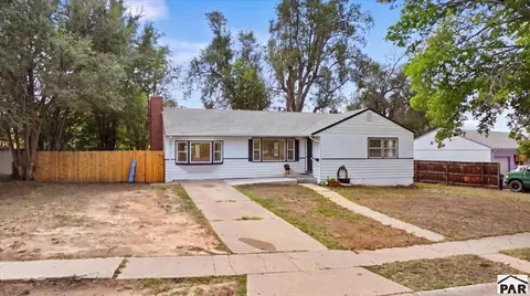 909 Alexander Cir, Pueblo, CO 81001