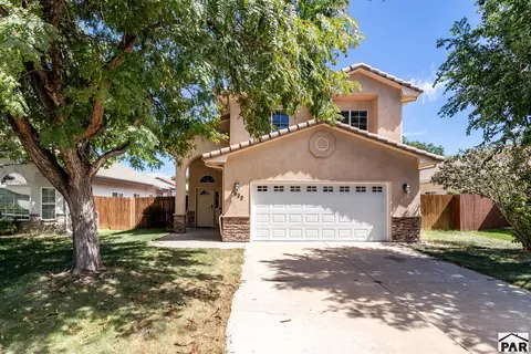 1022 Pinecrest Dr, Pueblo, CO 81005