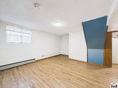 Living - 901-903 Evans Ave, Pueblo, CO 81004 photo 3 of 4