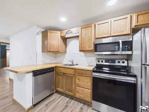 Kitchen - 901-903 Evans Ave, Pueblo, CO 81004 photo 2 of 5