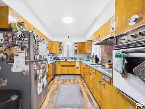 Kitchen - 901-903 Evans Ave, Pueblo, CO 81004 photo 3 of 5
