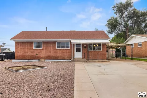 1912 Sherwood Ln, Pueblo, CO 81005