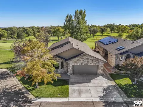 2 Country Club Vlg, Pueblo, CO 81008