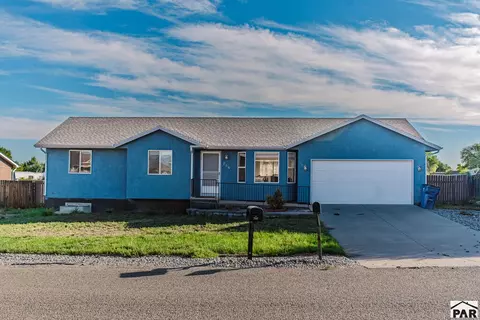756 S Wolcott Dr, Pueblo West, CO 81007