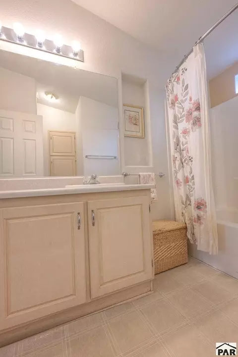 Bath - 616 E Ryus Ave, La Veta, CO 81055 photo 5 of 7
