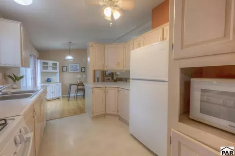 Kitchen - 616 E Ryus Ave, La Veta, CO 81055 photo 6 of 9