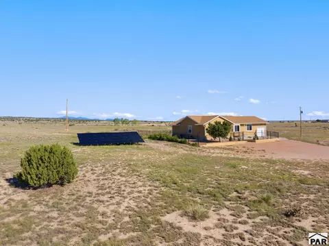 1689 N Calle Rosa Pl, Pueblo West, CO 81007