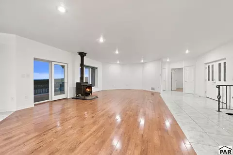 Living - 10806 Bartlett Trl, Rye, CO 81069 photo 2 of 3
