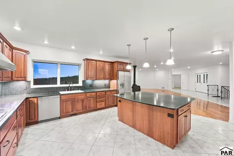 Kitchen - 10806 Bartlett Trl, Rye, CO 81069 photo 2 of 5