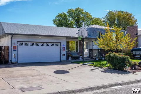 144 Regency Blvd, Pueblo, CO 81005