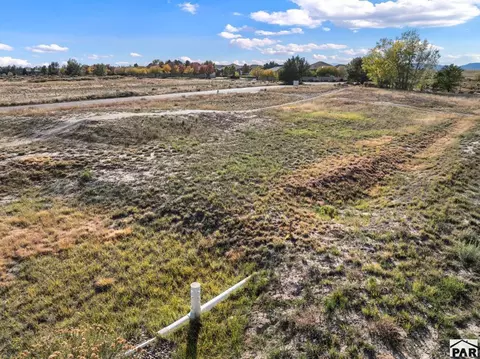 5435 Siena Dr, Pueblo, CO 81005