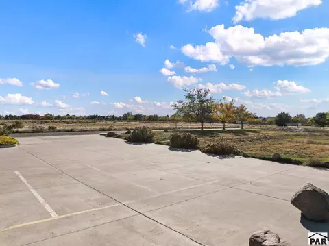 5425 Siena Dr, Pueblo, CO 81005