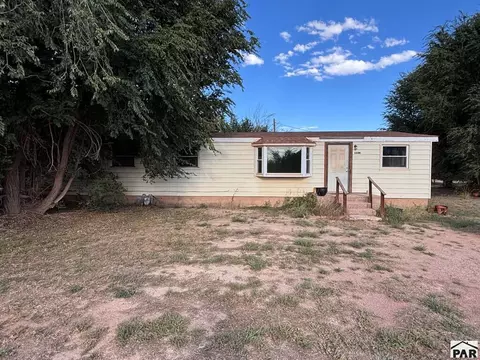 660 M St, Penrose, CO 81240