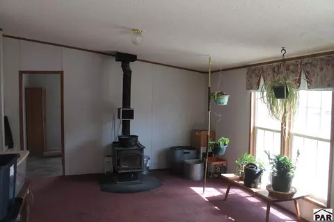 Living - 8 Cedar Ridge Rd, Florence, CO 81226 photo 3 of 3