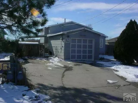910 E 6th St, La Junta, CO 81050 photo 1