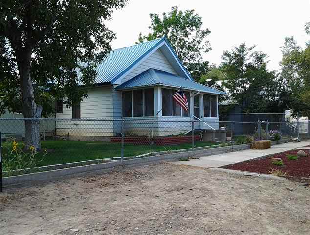 230 E Madison, Huntington, OR 97907 photo 1