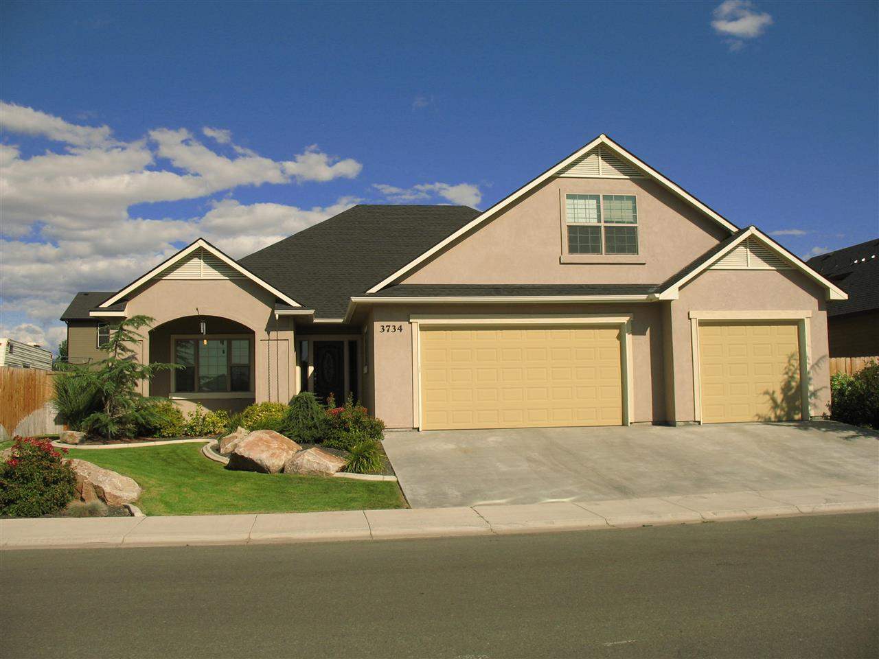 3734 N Dixon Ave, Meridian, ID 83646 photo 1