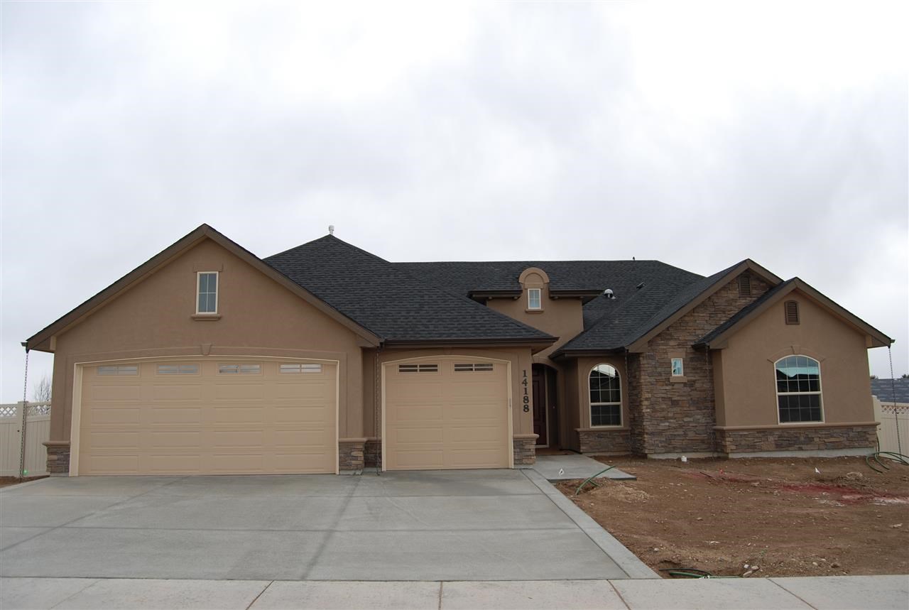 8746 W Sloan St, Garden City, ID 83714 photo 1