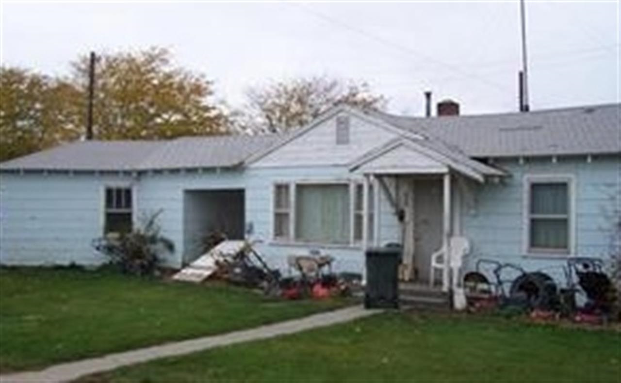 808 Locust Ave, Nyssa, OR 97913 photo 1