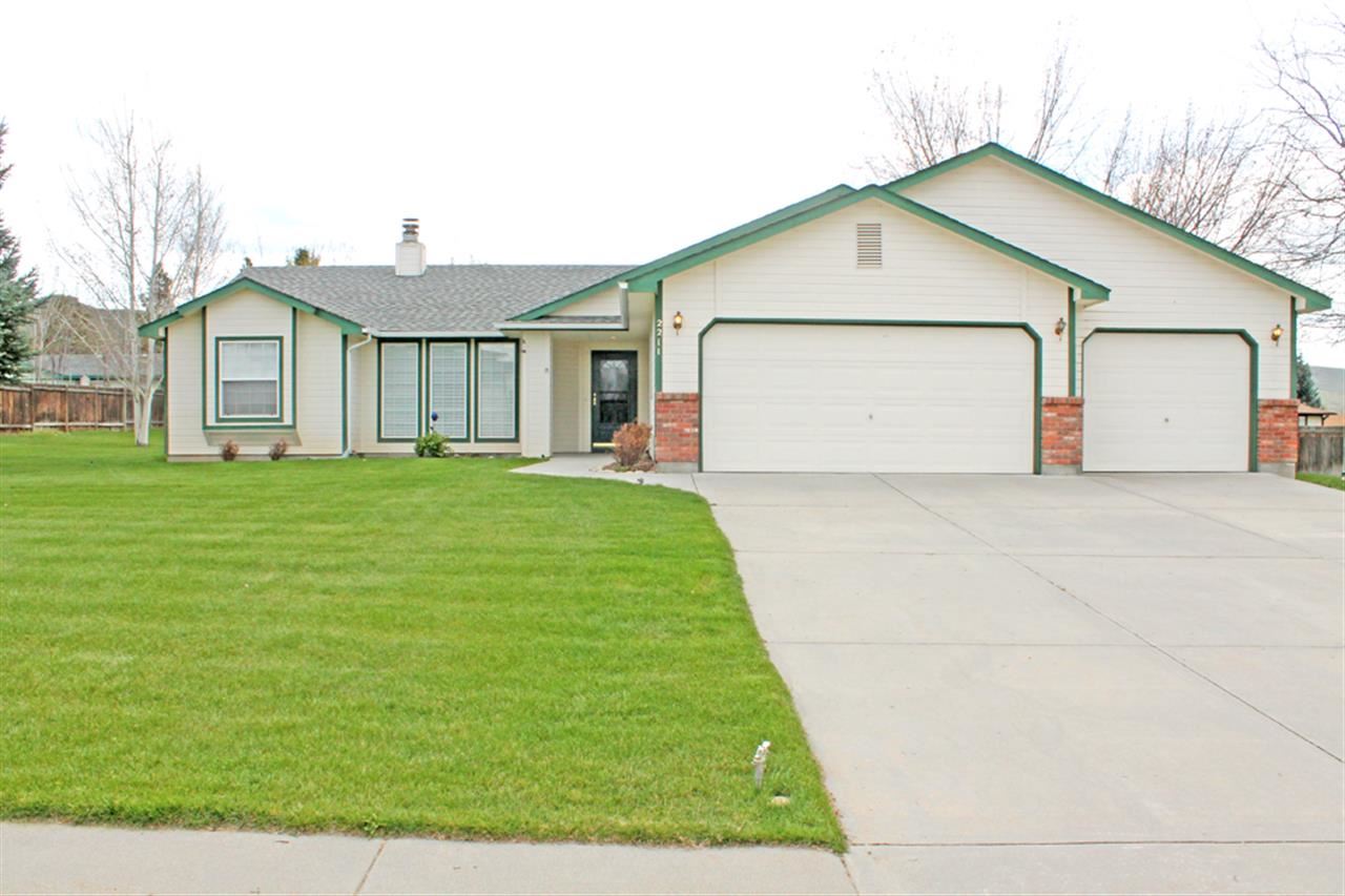 2211 Wildwood Ln, Emmett, ID 83617 photo 1