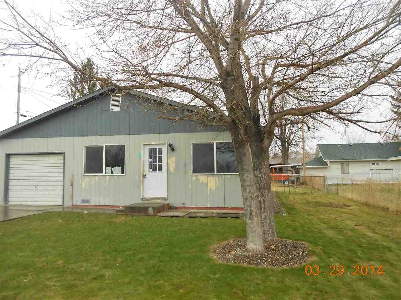 240 E Railroad Ave, Hansen, ID 83334 photo 1