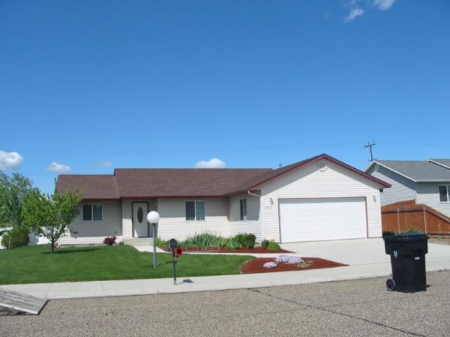 2587 W 8th St, Weiser, ID 83672 photo 1