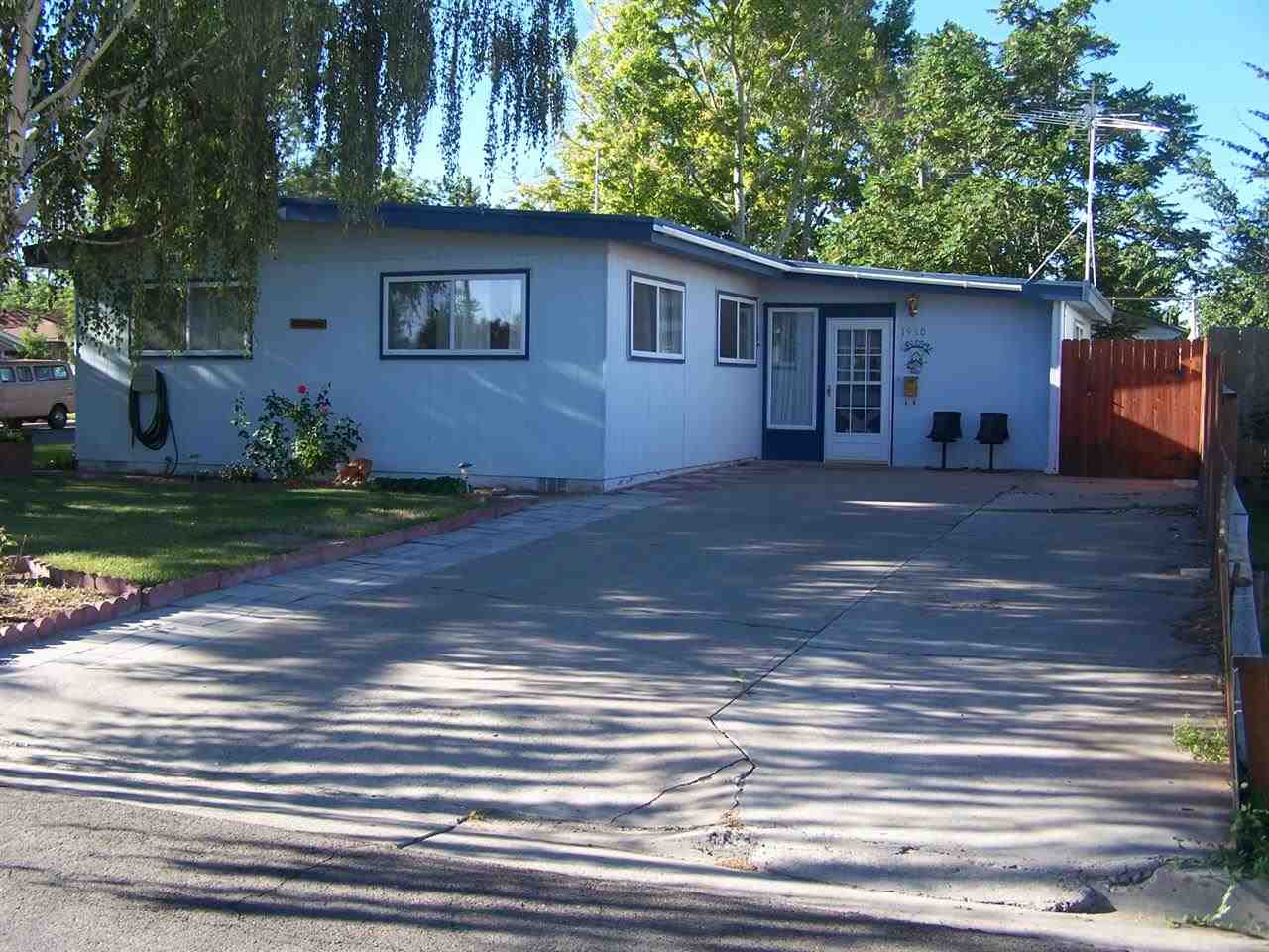1990 Poplar Ave, Twin Falls, ID 83301 photo 1
