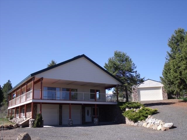 132 Par Dr, Cascade, ID 83611 photo 1