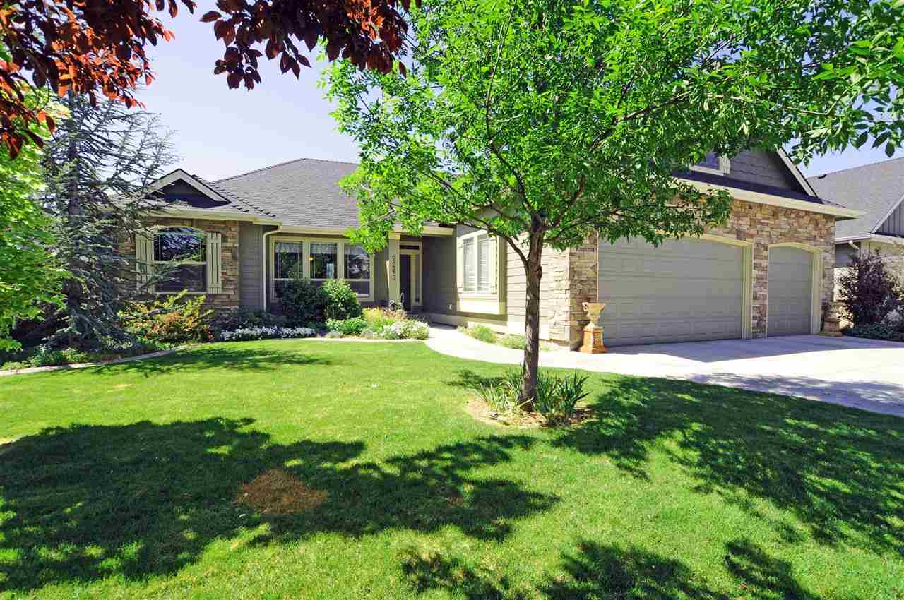 2263 W Grand Teton Dr, Meridian, ID 83646 photo 1